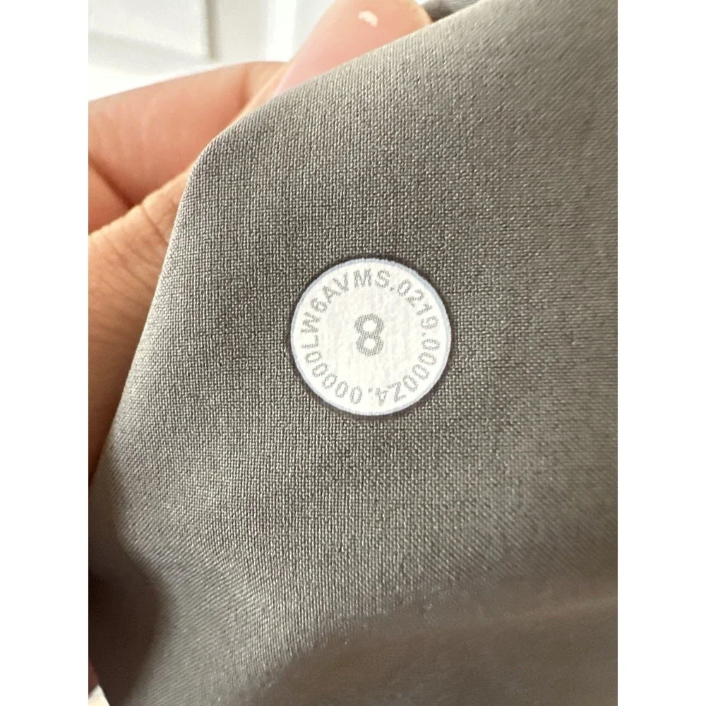 Lululemon On The Fly Crop‎ *Woven 23